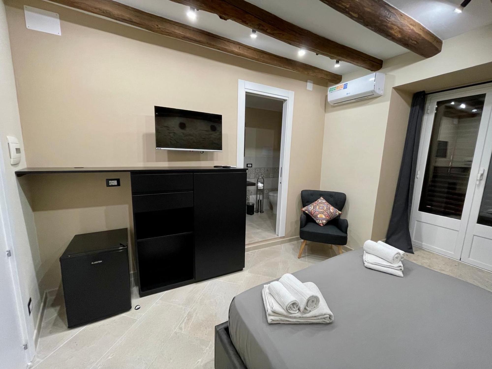 Tommy'S Rooms Palermo Buitenkant foto